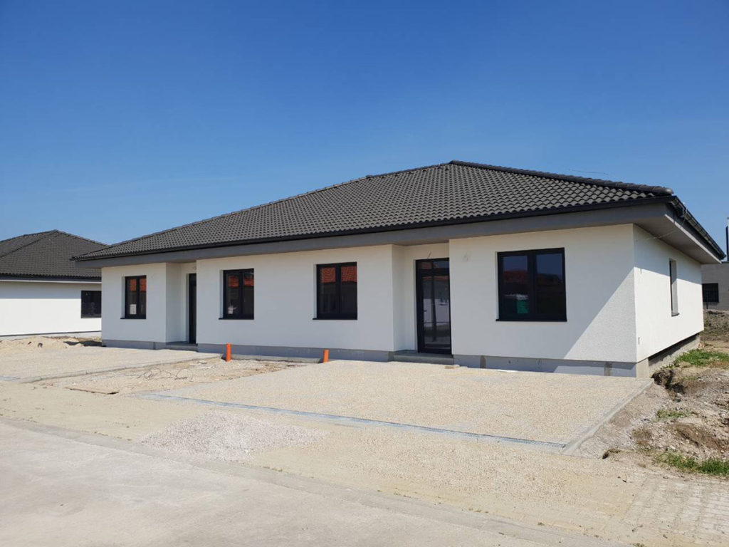 Čierna Voda - bungalovy